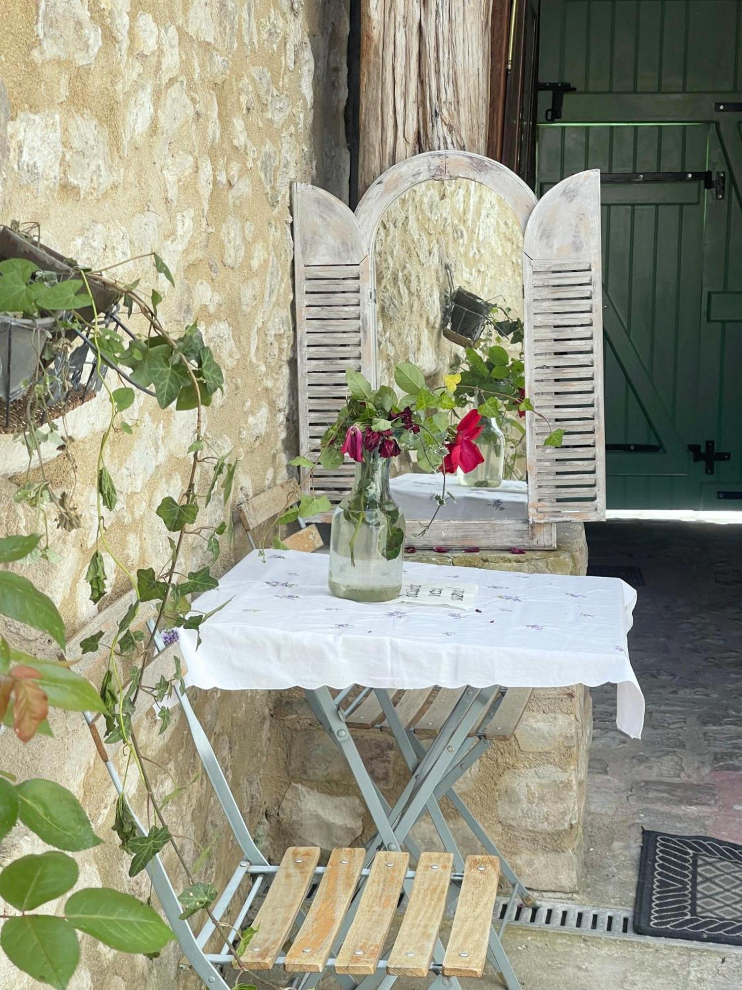Place Sainte Marguerite Provins Eksteriør billede